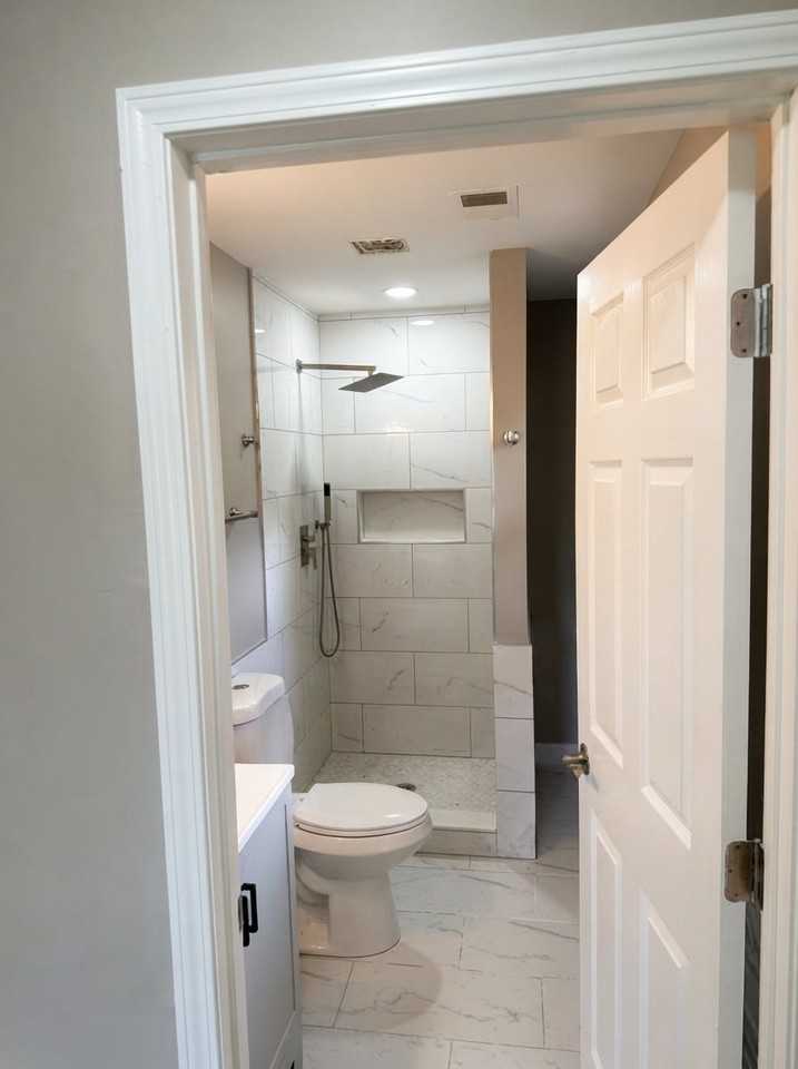 568 Julian St Nw - Photo 6 of 13