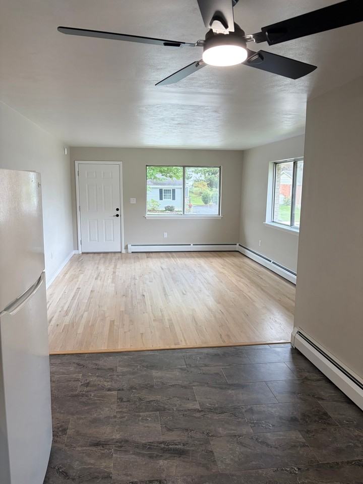 502 S Franklin St - Photo 6 of 14