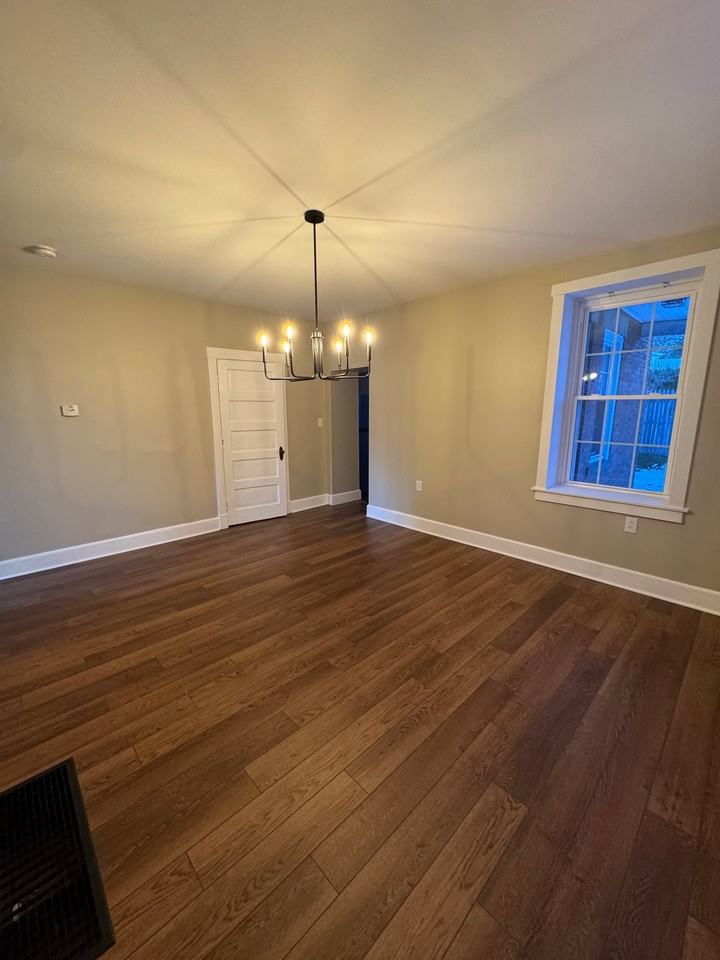 203 S Hamilton Ave #2 - Photo 3 of 15