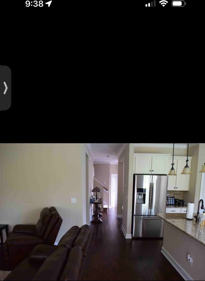 275 Spring Park Ave - Photo 7 of 17