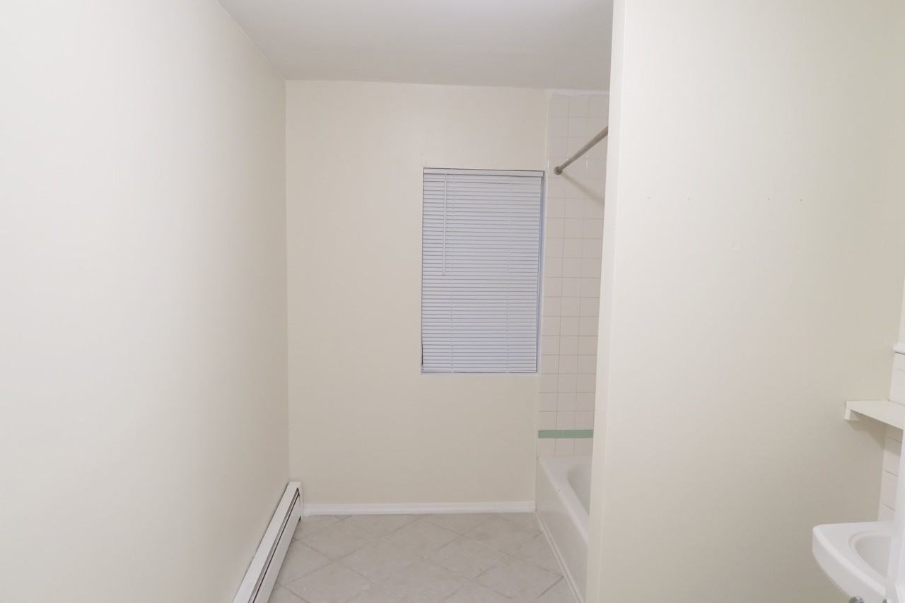 412 North St #2