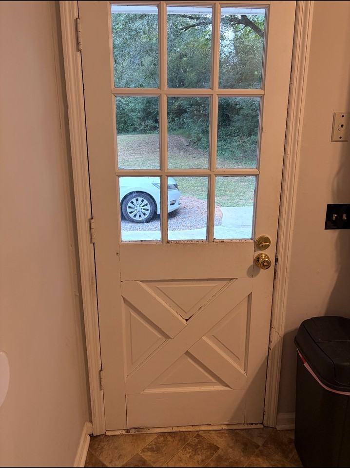 285 Old Canton Rd - Photo 4 of 10