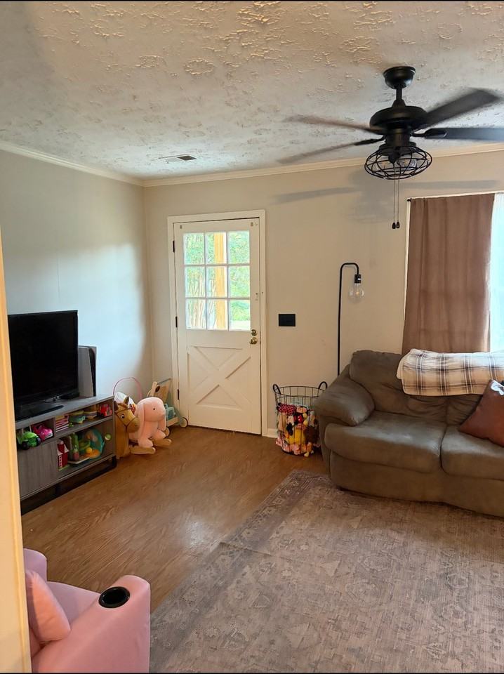 285 Old Canton Rd - Photo 7 of 10