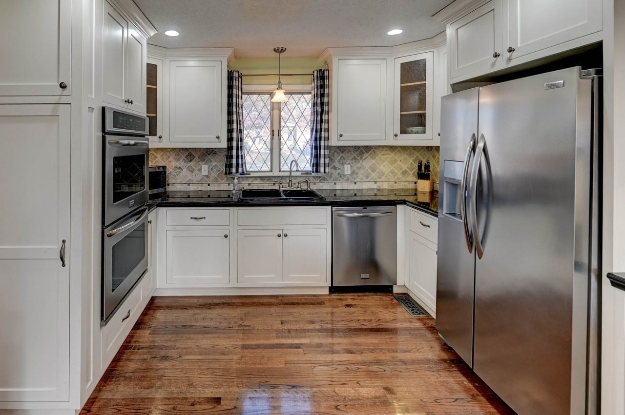 1215 Nw 12th St - Photo 6 of 20