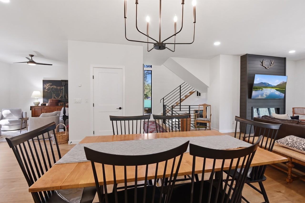 14163 Idlewild Rd - Photo 4 of 20