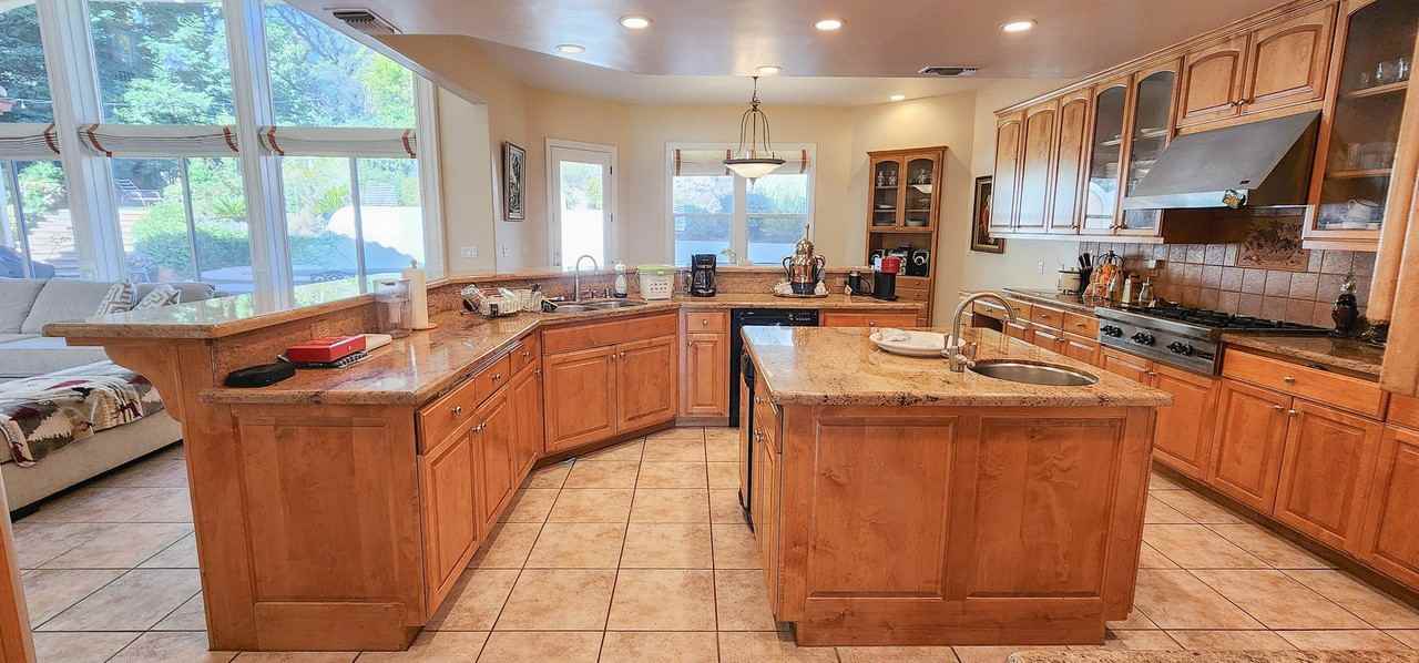 9000 Los Lagos Cir S - Photo 4 of 20