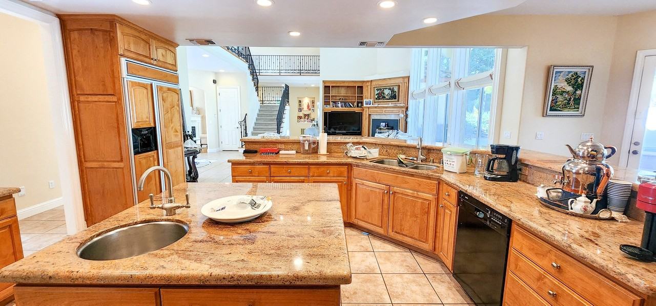 9000 Los Lagos Cir S - Photo 5 of 20