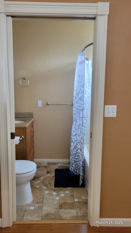 156 Cypress St #2 - Photo 5 of 10