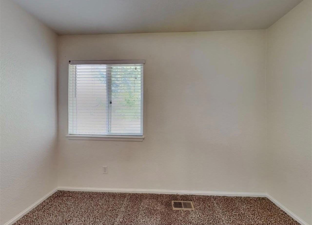 18700 E 51st Pl - Photo 2 of 9