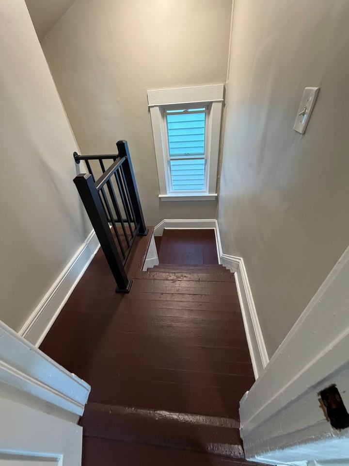 1326 9th Ave - Photo 4 of 20