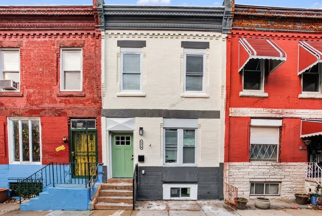 1610 N Dover St - Photo 4 of 15