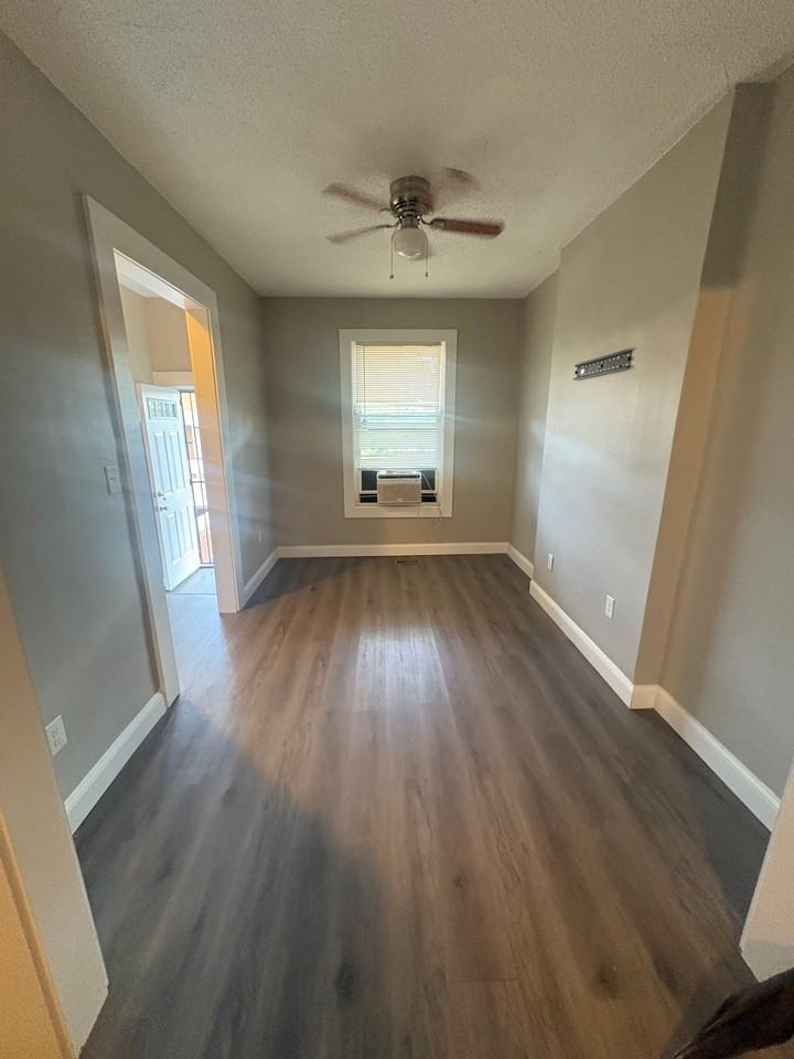 1506 E 28th St - Photo 3 of 17
