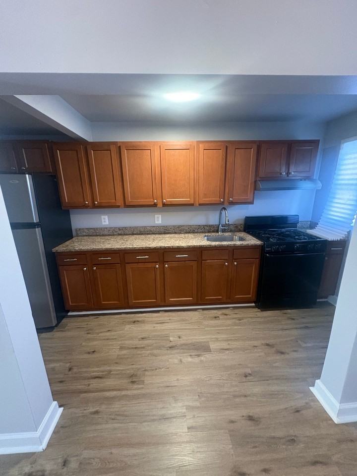 7849 Saint Gregory Dr - Photo 4 of 14