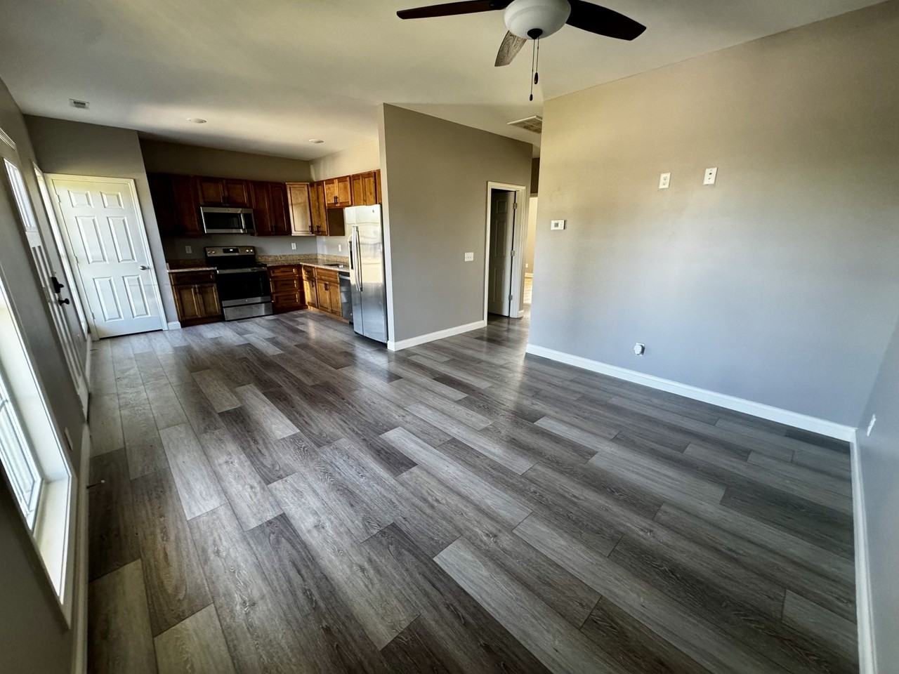 106 Muddy Springs Ln - Photo 4 of 9