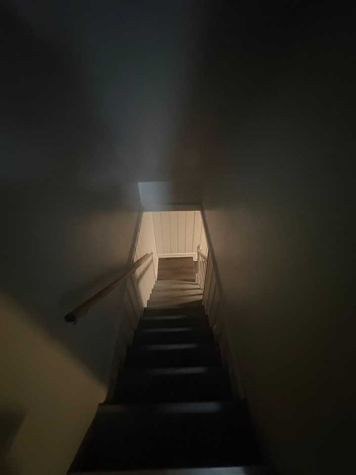 52 Benkert Ave - Photo 6 of 18