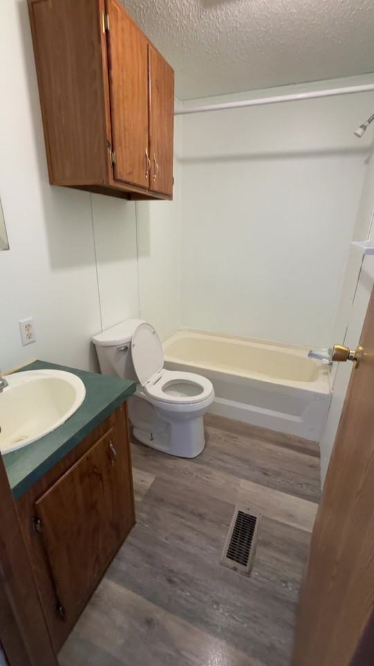 1716 E Market Ave #3 - Photo 6 of 12