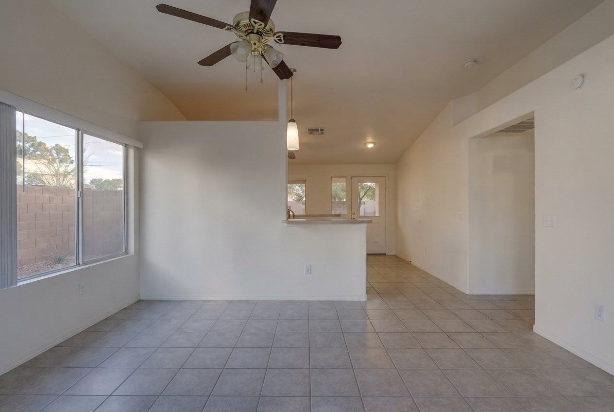 10359 W Ross Ave - Photo 3 of 7