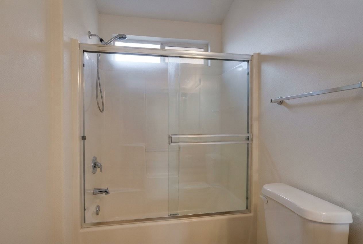10359 W Ross Ave - Photo 6 of 7