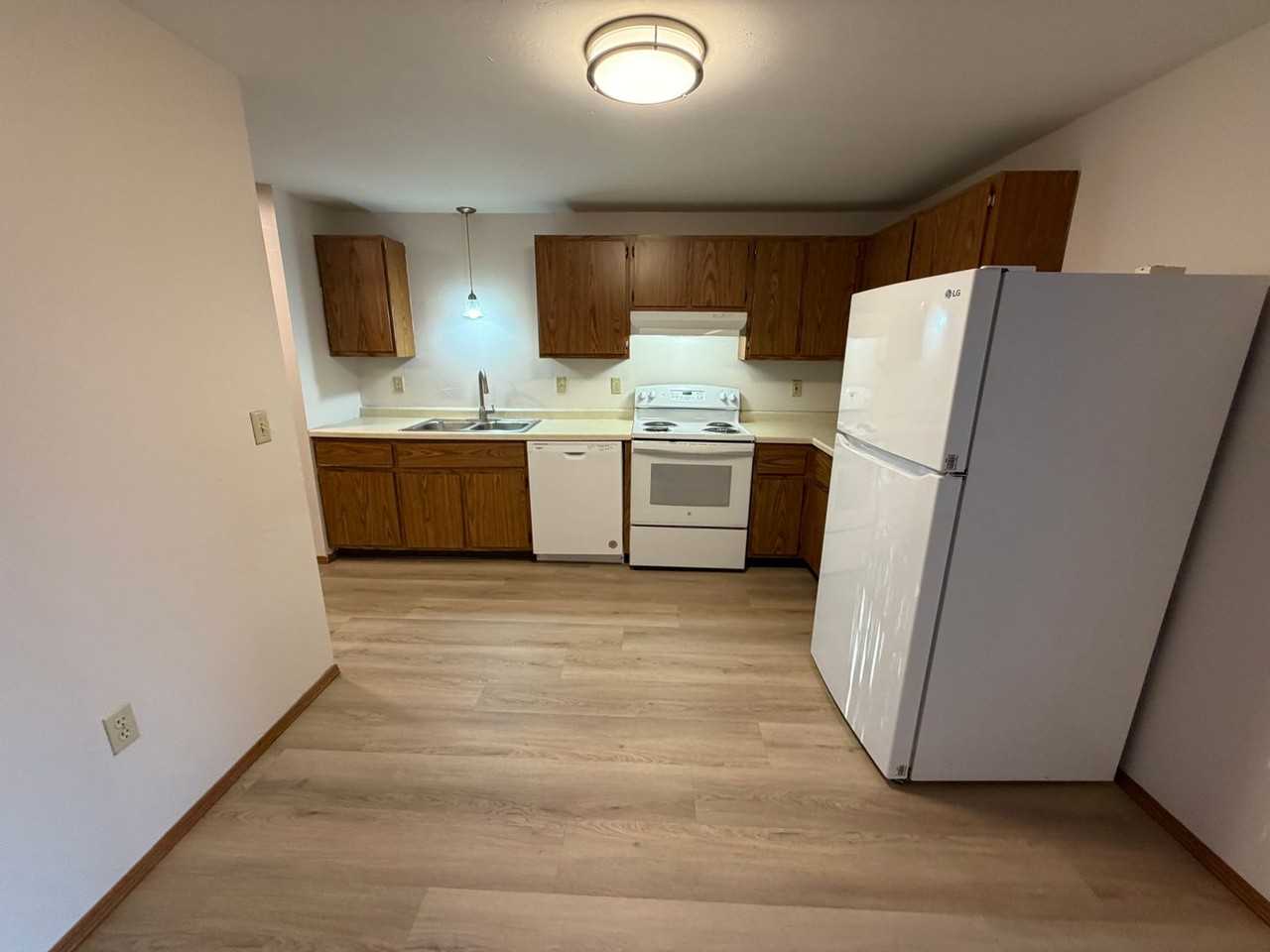 2721 Humboldt Rd - Photo 5 of 22