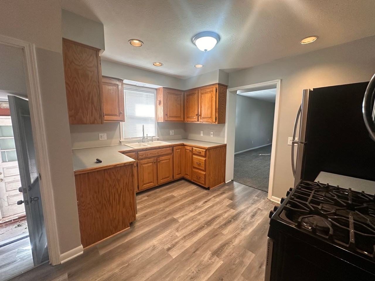 801 Spangler Rd Ne #NA - Photo 3 of 20