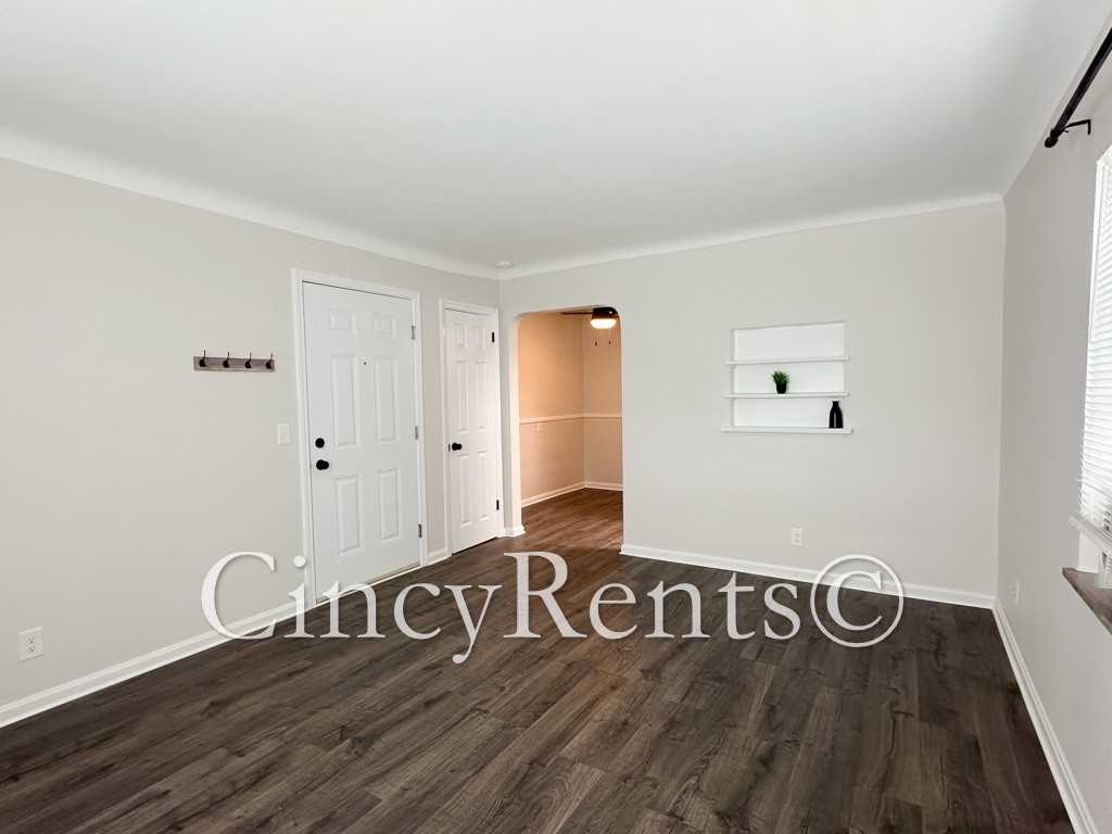 2782 Observatory Ave #1 - Photo 2 of 14