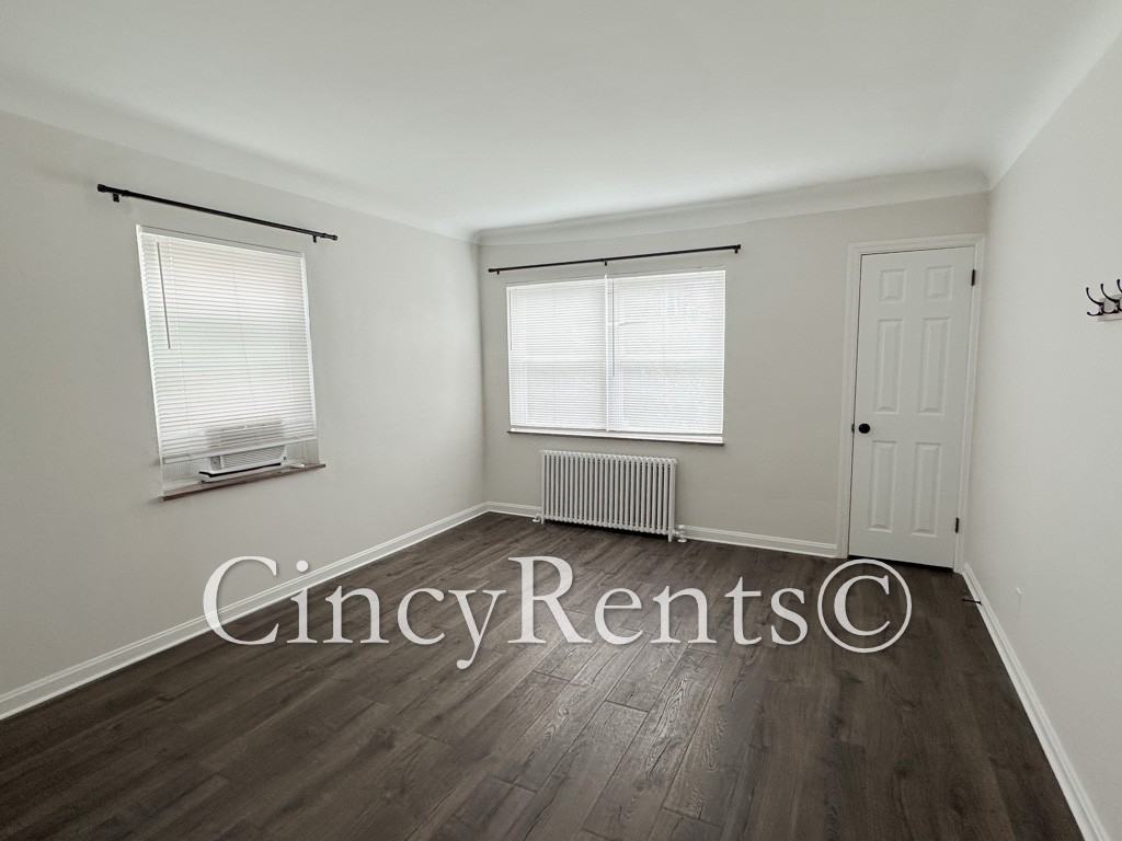 2782 Observatory Ave #1 - Photo 4 of 14