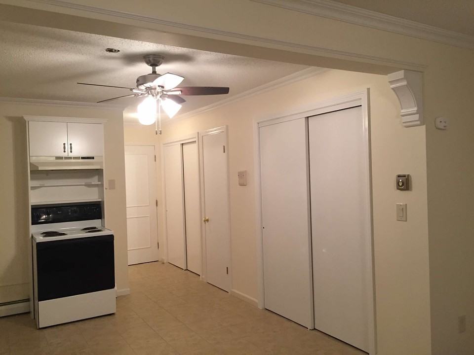 210 Cedar St #16 - Photo 6 of 11