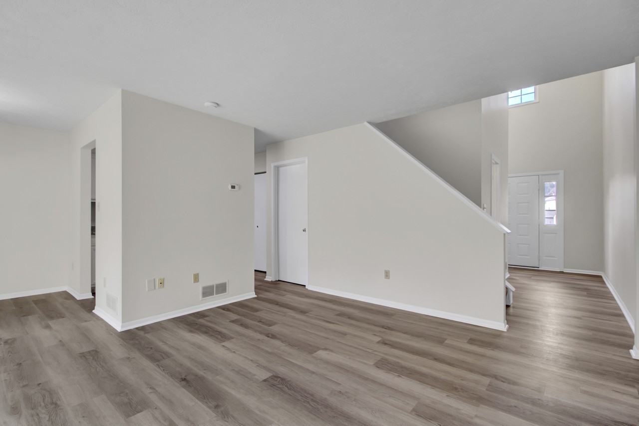 501 Brandywine Dr #4 - Photo 3 of 16