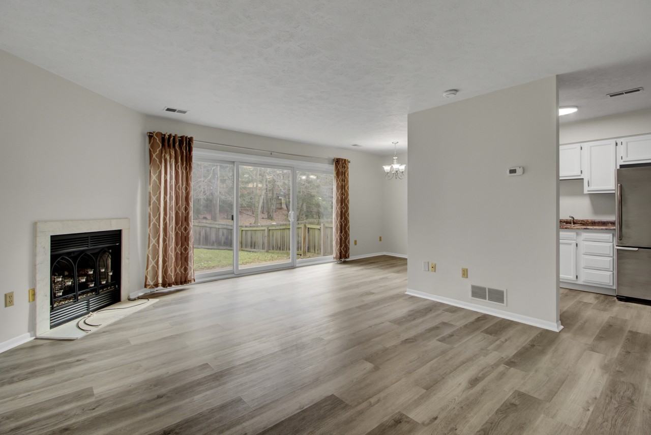 501 Brandywine Dr #4 - Photo 4 of 16