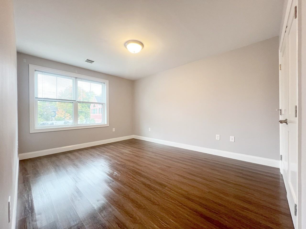 32 Harris St #211 - Photo 7 of 9