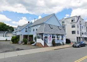 featured image of 247 Bussey St #2