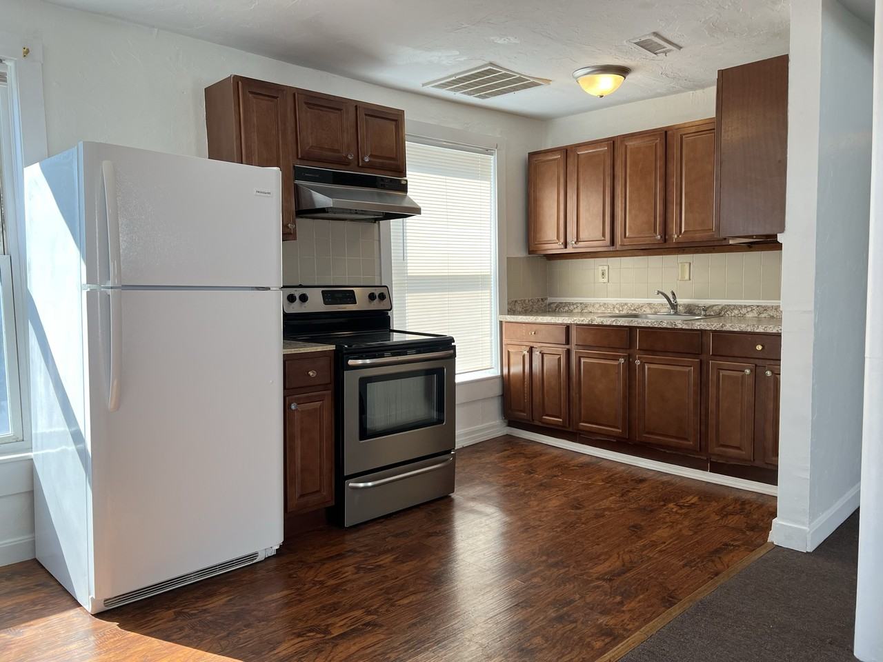 247 Bussey St #2 - Photo 6 of 12