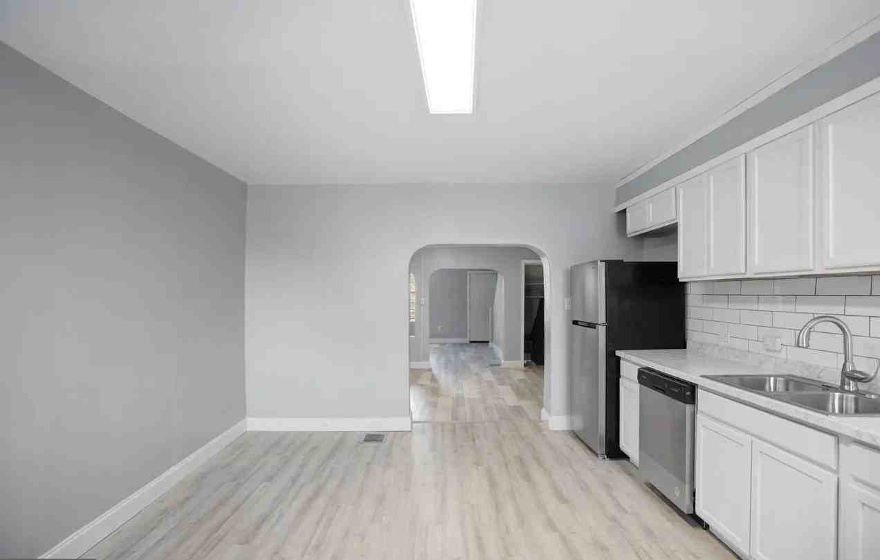 2427 Washington Blvd #NA - Photo 7 of 7