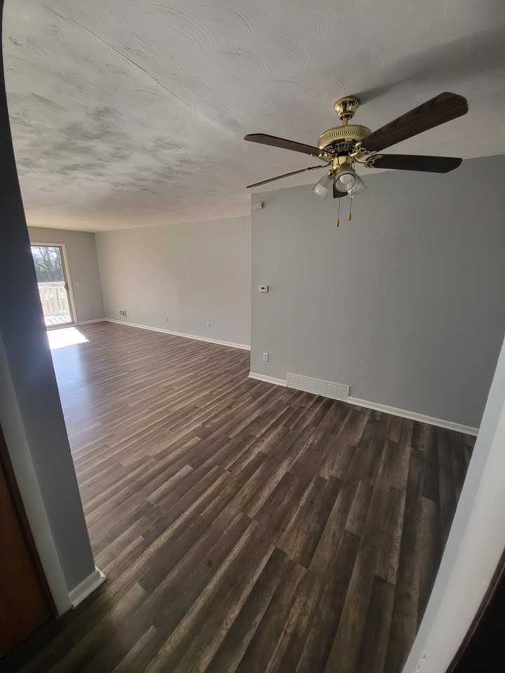 4328 W Bancroft St #1 - Photo 2 of 20