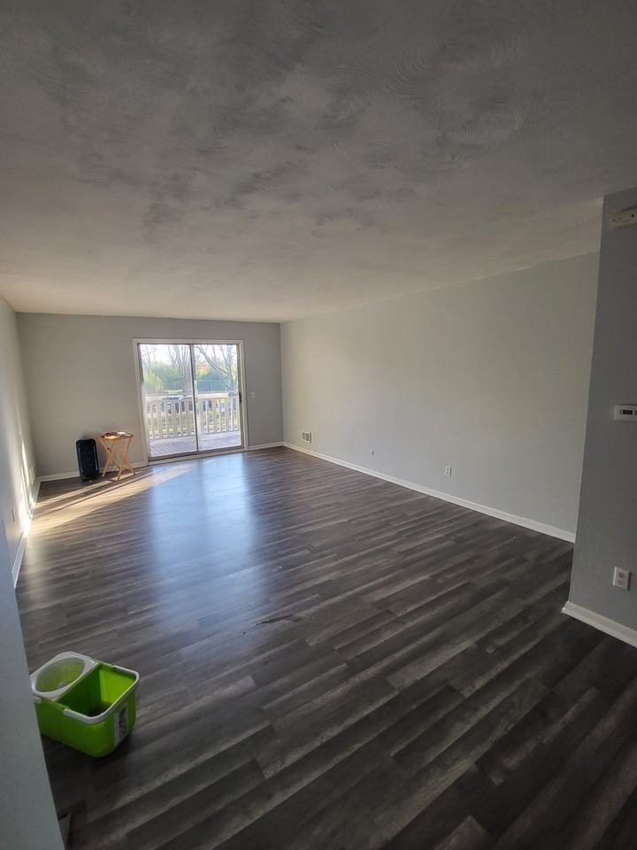 4328 W Bancroft St #1 - Photo 3 of 20