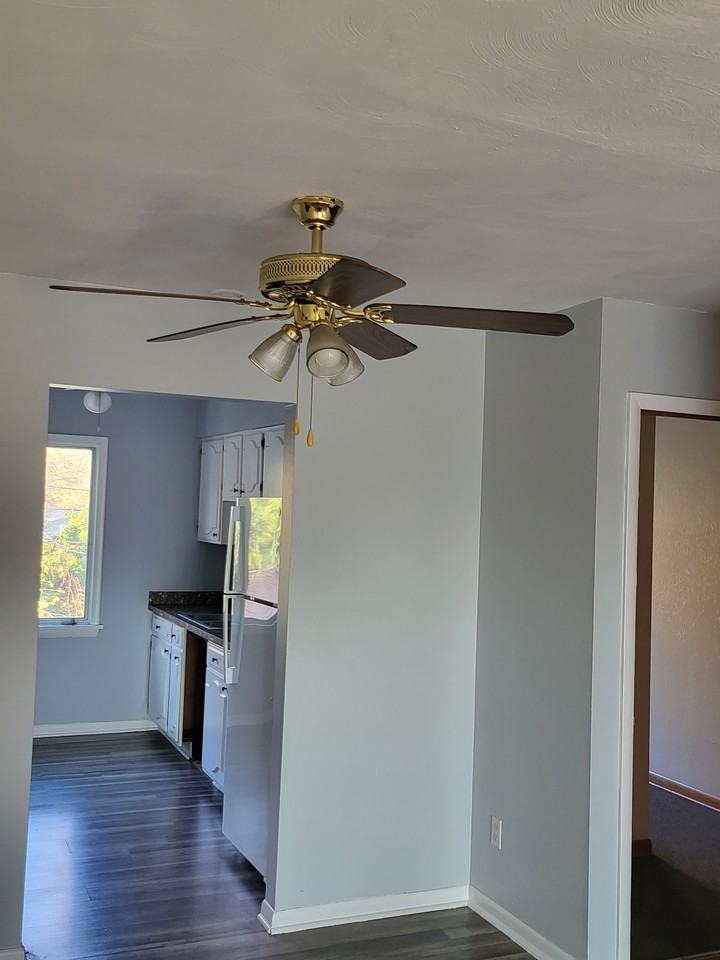4328 W Bancroft St #1 - Photo 5 of 20