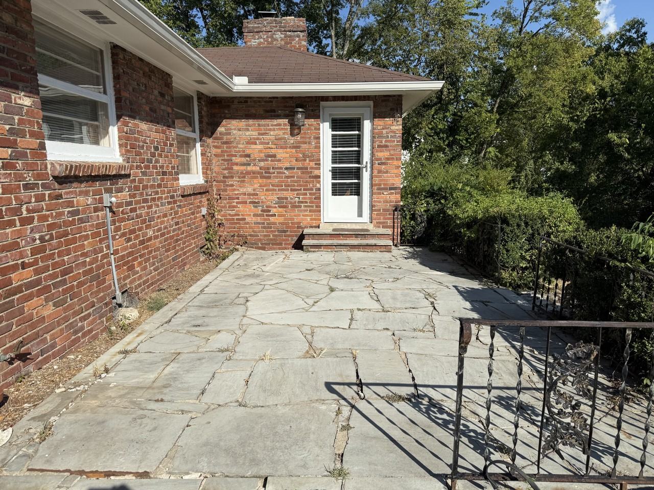 2313 Abbott Martin Rd #NA - Photo 4 of 21