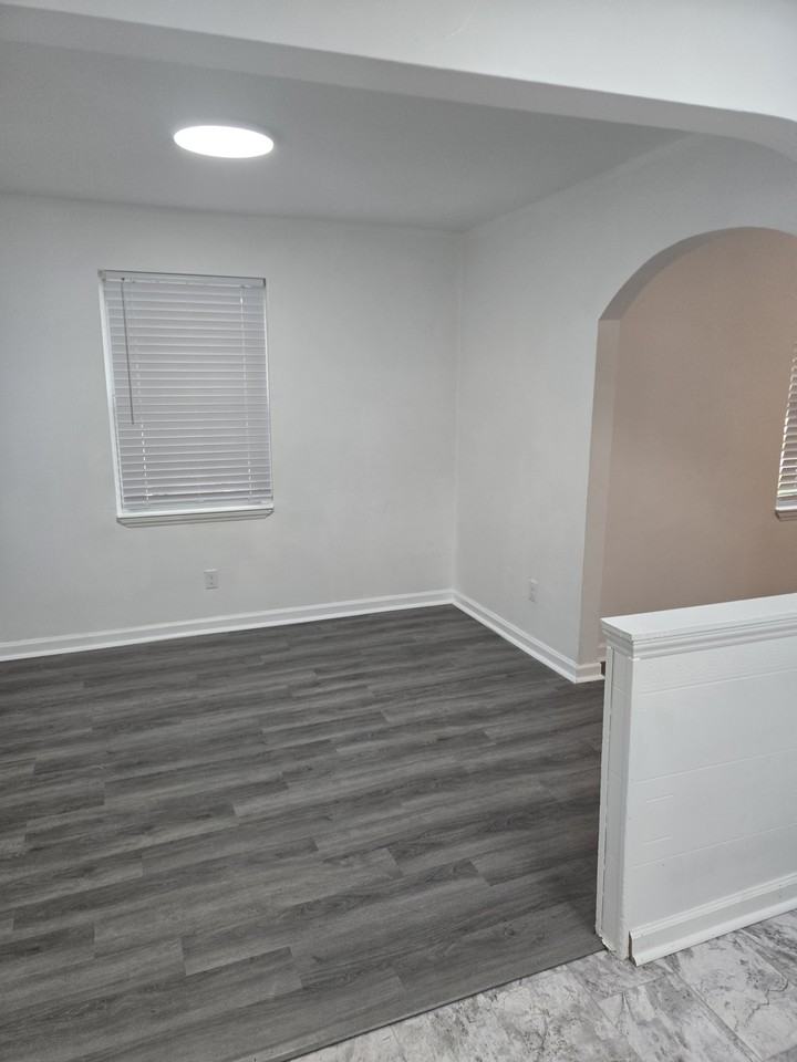 1200 Cheshire Ave - Photo 7 of 9