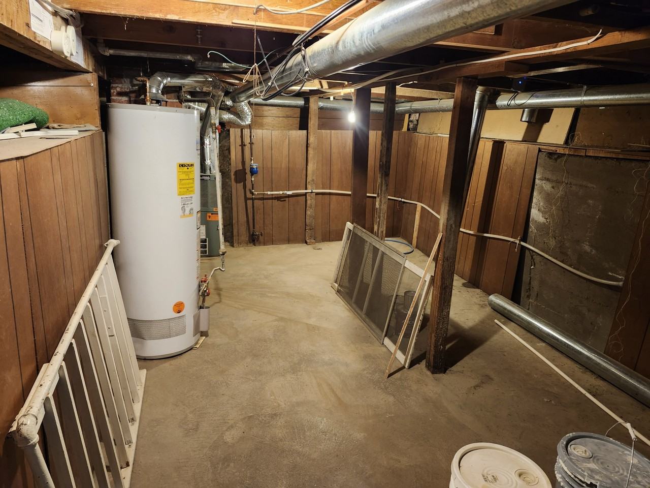 533 E 11th St #1 - Photo 7 of 15