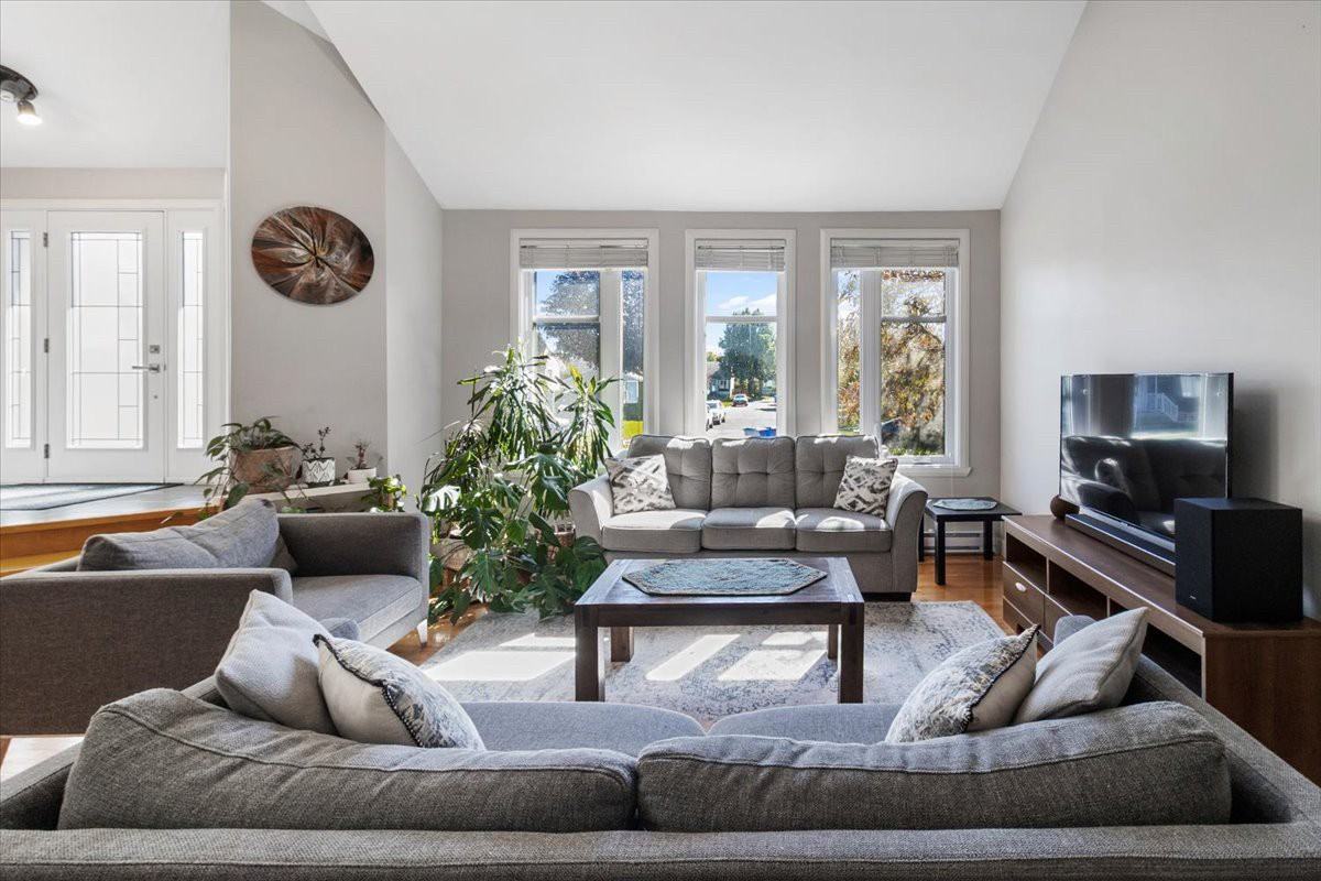 53 Rue Albert-Dumouchel - Photo 4 of 20