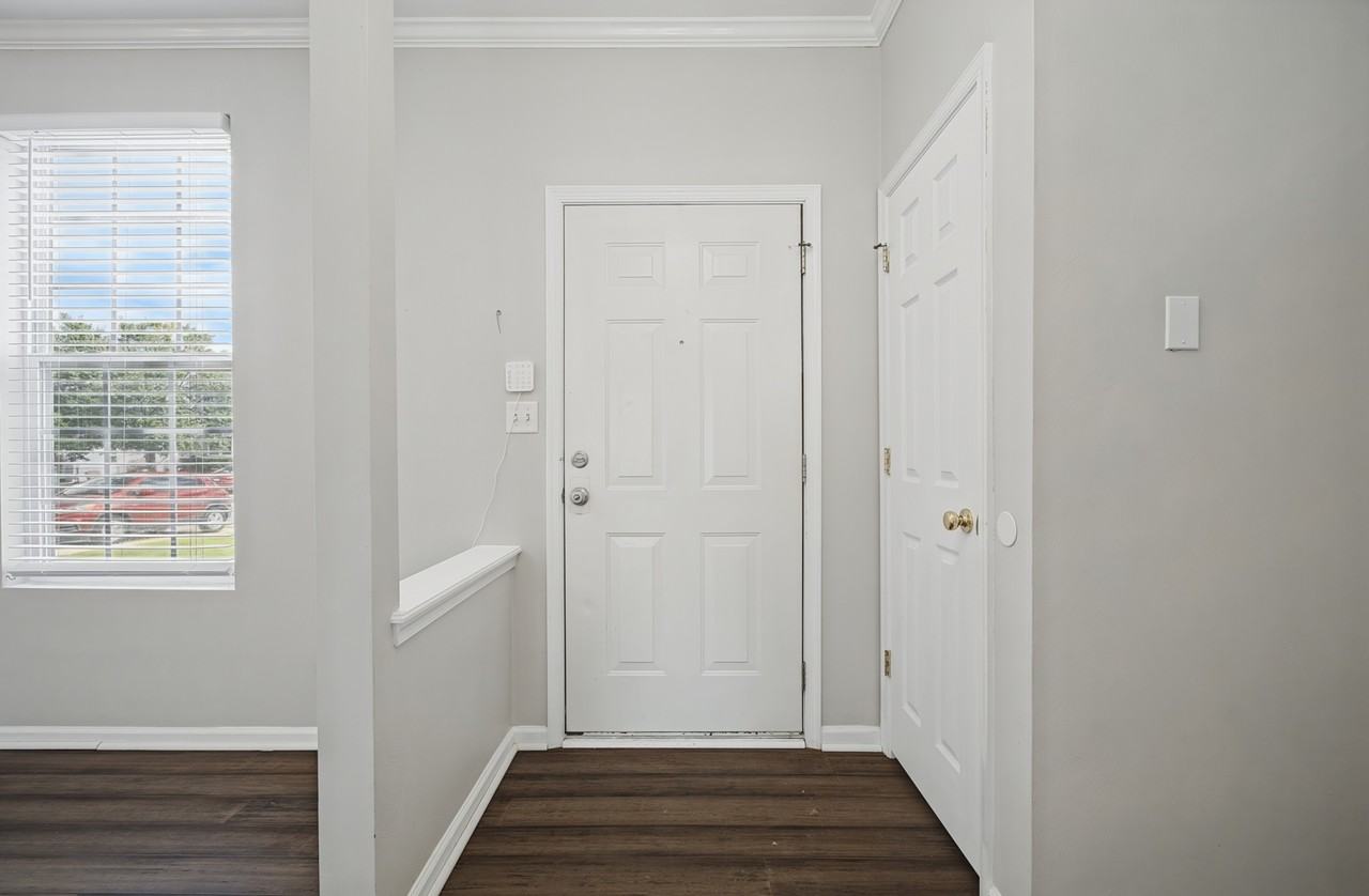 706 Durham Ave #1 - Photo 4 of 50