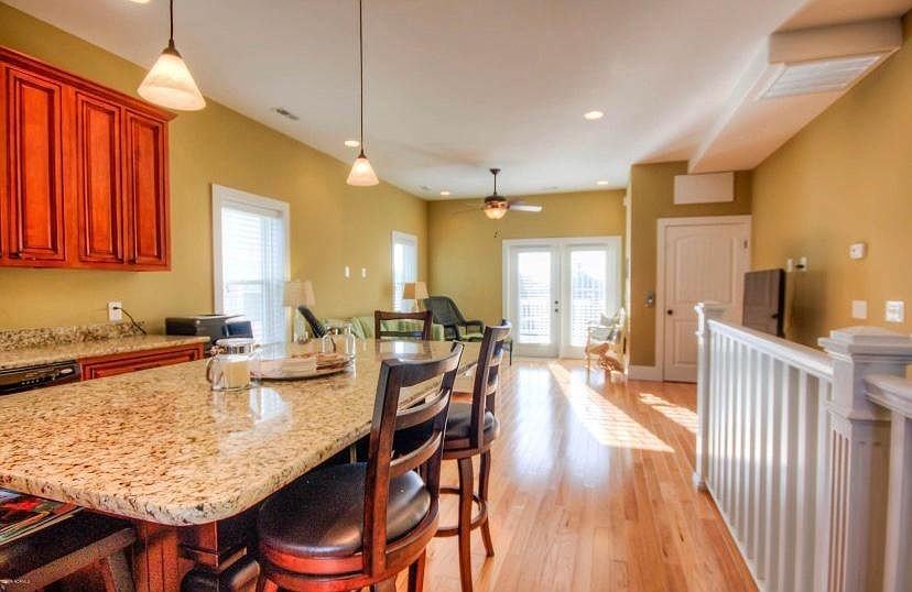 1605 Mackerel Ln #1 - Photo 2 of 21