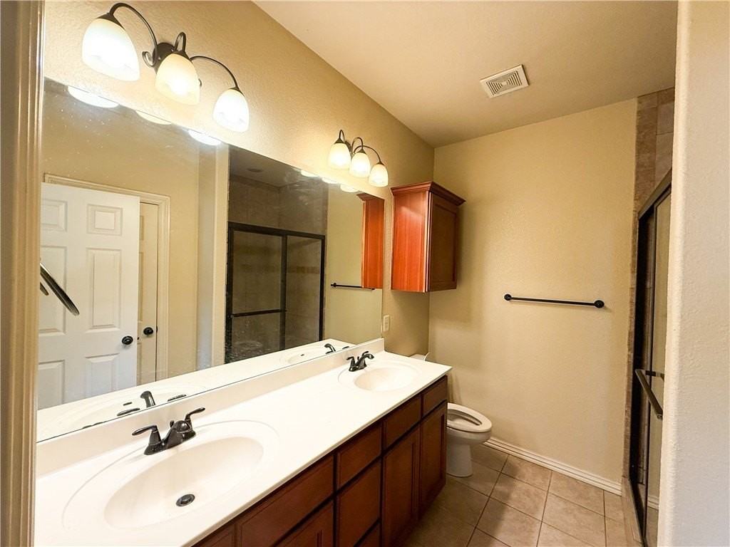692 N Wordsworth Ln - Photo 4 of 6