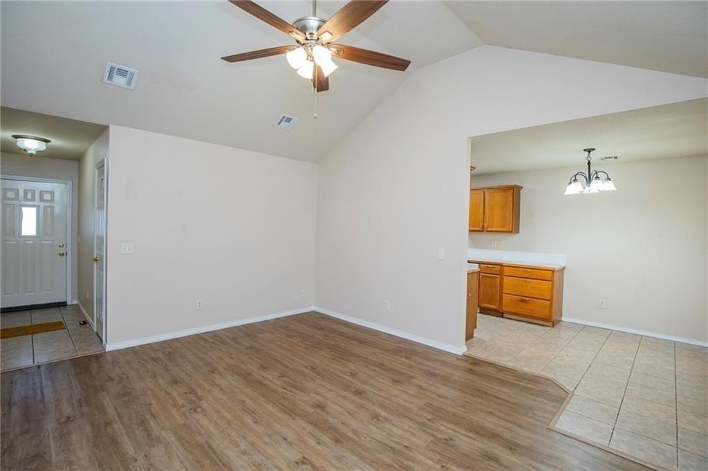 615 Bliss Cir - Photo 4 of 19