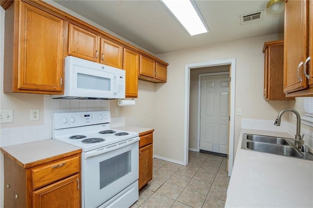 615 Bliss Cir - Photo 7 of 19