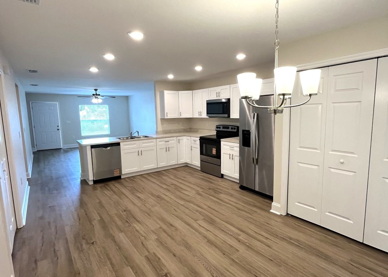 349 Dixie Hwy #1 - Photo 2 of 15