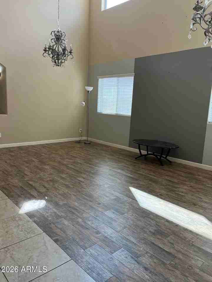 7540 W Marconi Ave - Photo 5 of 50