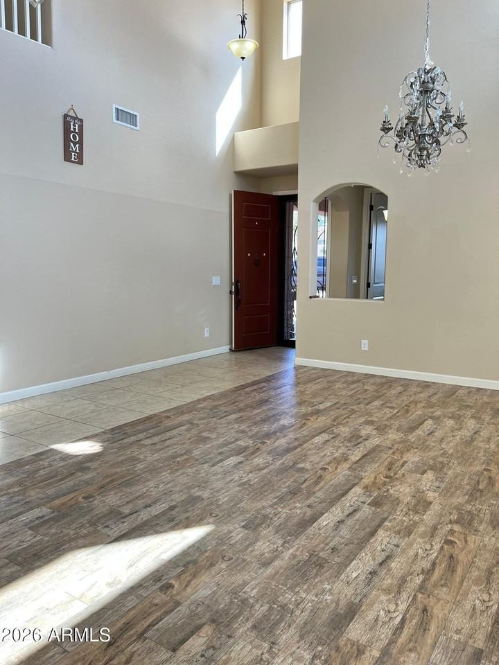 7540 W Marconi Ave - Photo 6 of 50