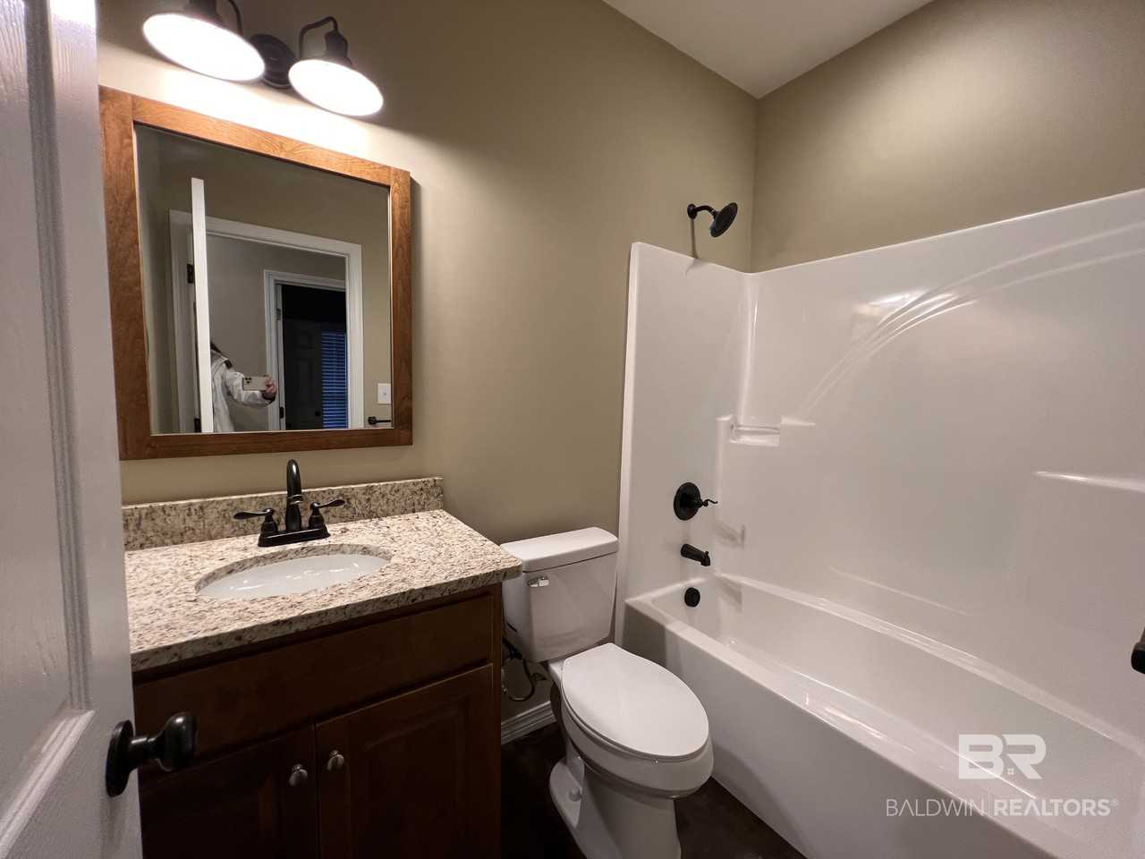 33720A Stables Dr - Photo 3 of 10