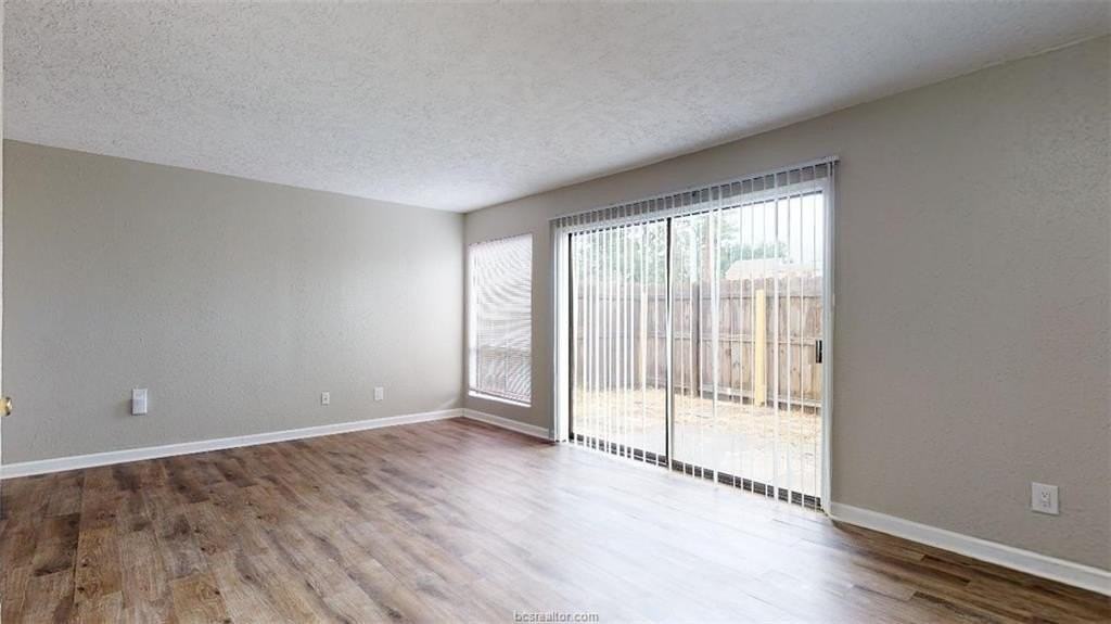 1803 Potomac Pl #D - Photo 5 of 17